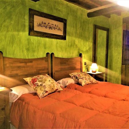 Casa Rural Amparo Могарас Екстериор снимка