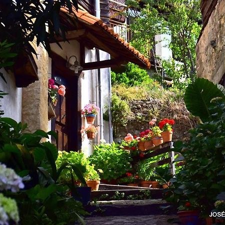 Casa Rural Amparo Могарас Екстериор снимка